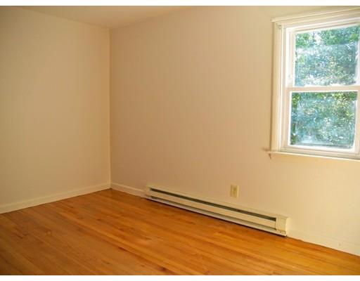 263 Brookside Cir, Northampton, MA 01062 photo 17