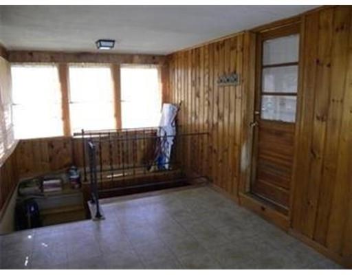 29 Wrentham Rd, Springfield, MA 01119 photo 12
