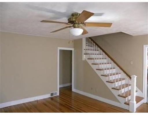 29 Wrentham Rd, Springfield, MA 01119 photo 7