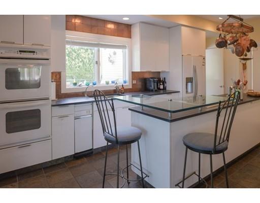 48 Gerald Rd, Marblehead, MA 01945 photo 13