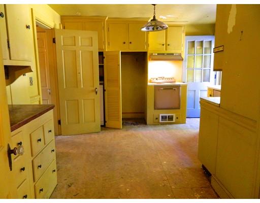 43 Birch St, Marblehead, MA 01945 photo 9