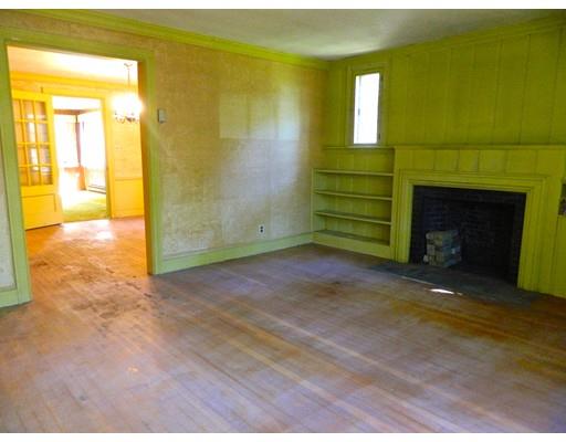43 Birch St, Marblehead, MA 01945 photo 4