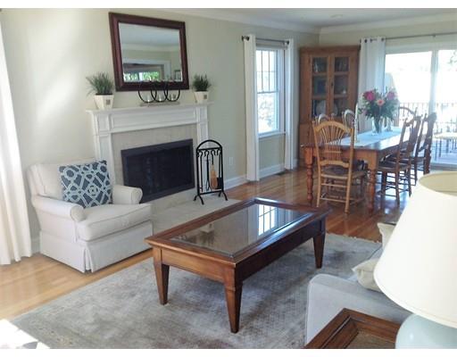 9 Ashland Pl, Gloucester, MA 01930 photo 4