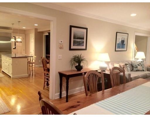 9 Ashland Pl, Gloucester, MA 01930 photo 2