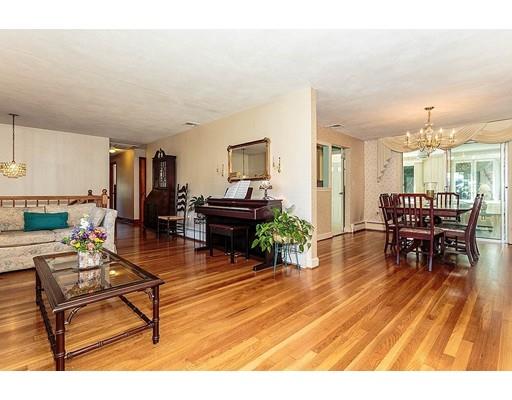 22 Appleton Rd, Wakefield, MA 01880 photo 5