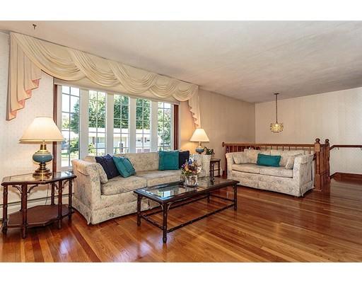 22 Appleton Rd, Wakefield, MA 01880 photo 3