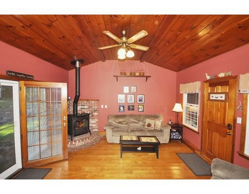 10 Windmill Dr, Maynard, MA 01754 photo 2