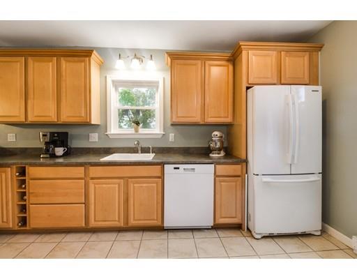 15 Cutting Ave, Worcester, MA 01606 photo 10