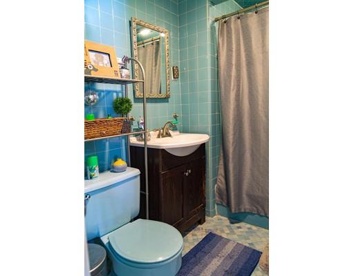 35 Sycamore St, Everett, MA 02149 photo 8