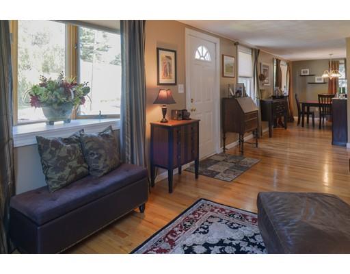 26 Macarthur Rd, Beverly, MA 01915 photo 5