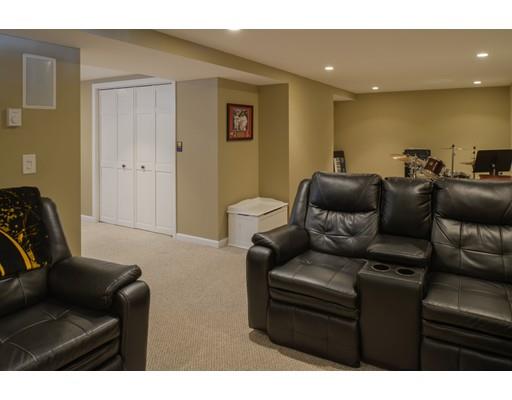 26 Macarthur Rd, Beverly, MA 01915 photo 23