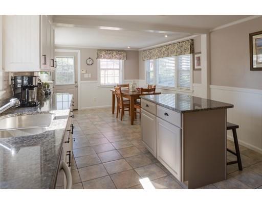 26 Macarthur Rd, Beverly, MA 01915 photo 10