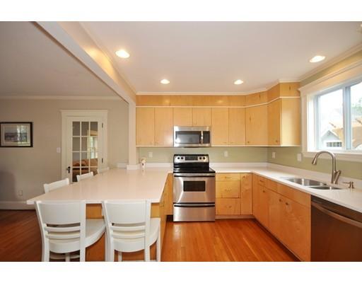 32 Arthur St, Maynard, MA 01754 photo 3