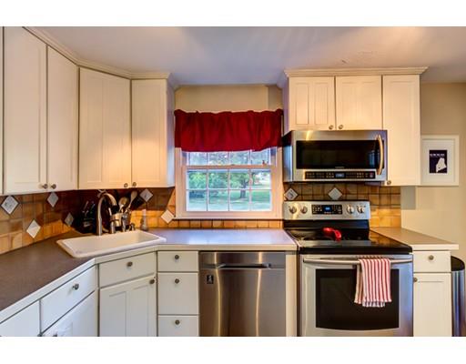11 Maverick Dr, Mansfield, MA 02048 photo 14