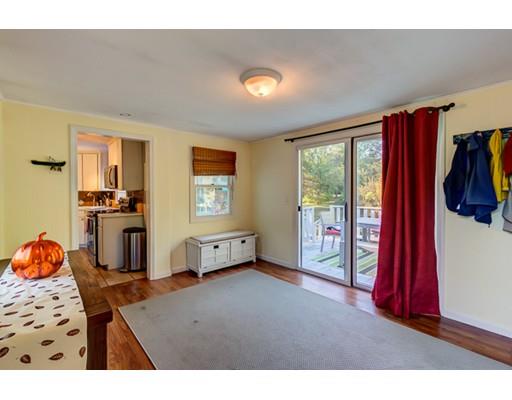 11 Maverick Dr, Mansfield, MA 02048 photo 9