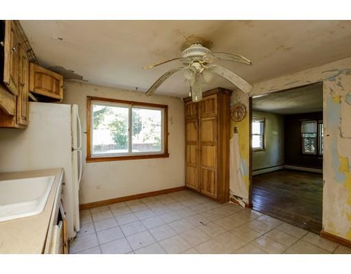 4 Delaney Ave, Dudley, MA 01571 photo 9