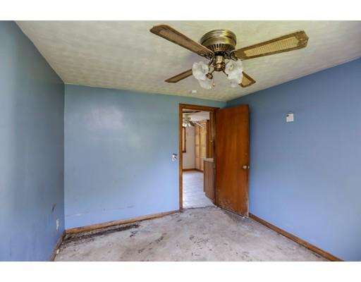 4 Delaney Ave, Dudley, MA 01571 photo 8