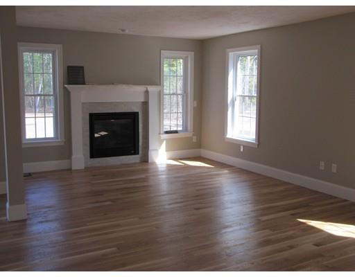 17 Thayer Rd, Mendon, MA 01756 photo 10