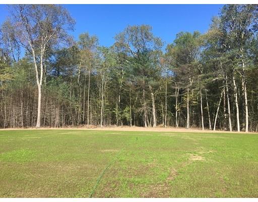 17 Thayer Rd, Mendon, MA 01756 photo 3