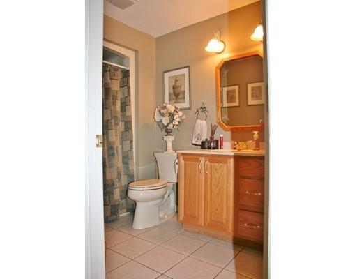 40 Etre Dr, Worcester, MA 01604 photo 21