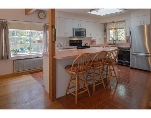 24 Calder St, Gloucester, MA 01930 photo 8