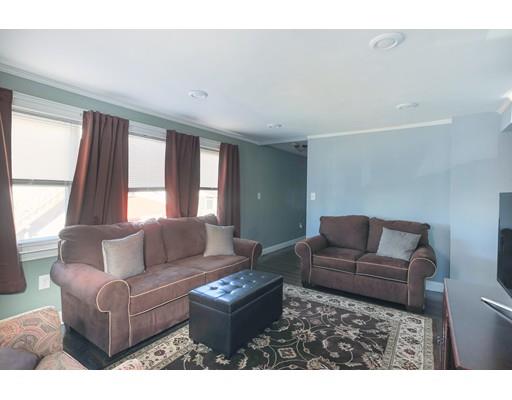 28 Bennett St, Everett, MA 02149 photo 3