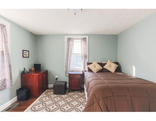 28 Bennett St, Everett, MA 02149 photo 5