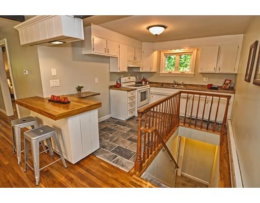 12 South St, Upton, MA 01568 photo 7