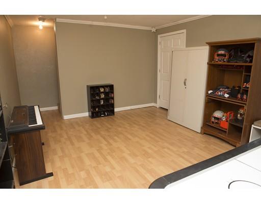 122 Saunders St, Gardner, MA 01440 photo 25