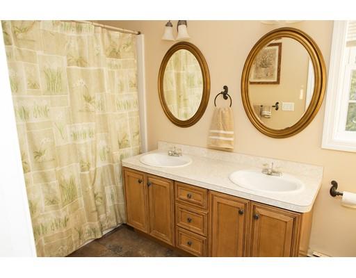 122 Saunders St, Gardner, MA 01440 photo 15