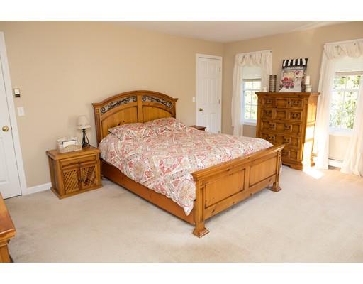 122 Saunders St, Gardner, MA 01440 photo 14