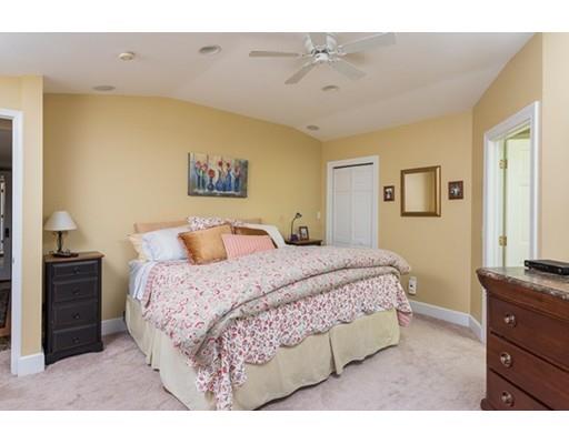 1 Shute Ave, Hingham, MA 02043 photo 18