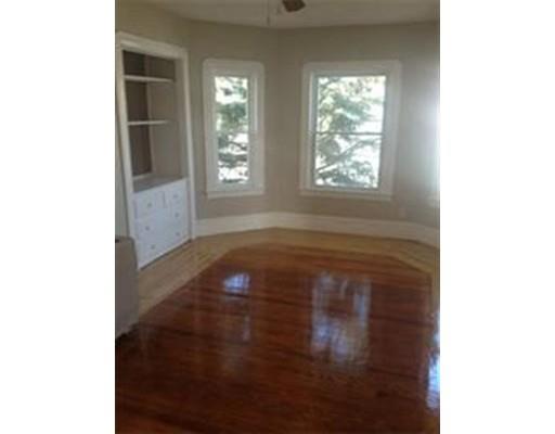 27 Earle St, Fall River, MA 02723 photo 2