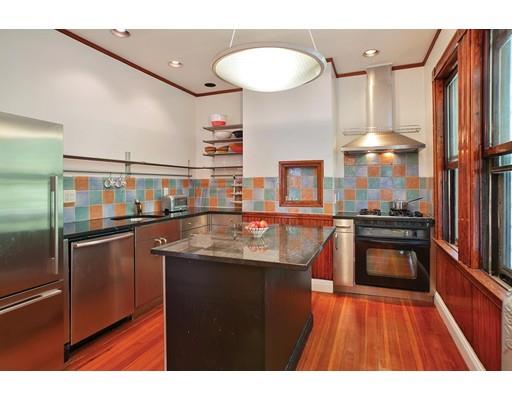 33 Stanton Rd #3, Brookline, MA 02445 photo 4