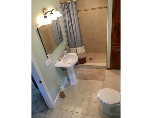 14 Centre St, Danvers, MA 01923 photo 24