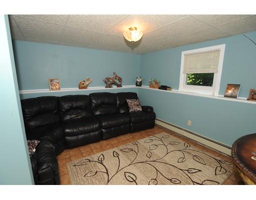 33 Wayland St, Fall River, MA 02720 photo 12