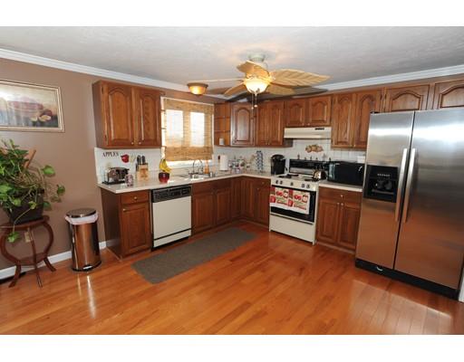 33 Wayland St, Fall River, MA 02720 photo 5