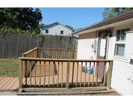 86 Howes St, Springfield, MA 01118 photo 18