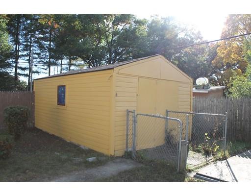 86 Howes St, Springfield, MA 01118 photo 22