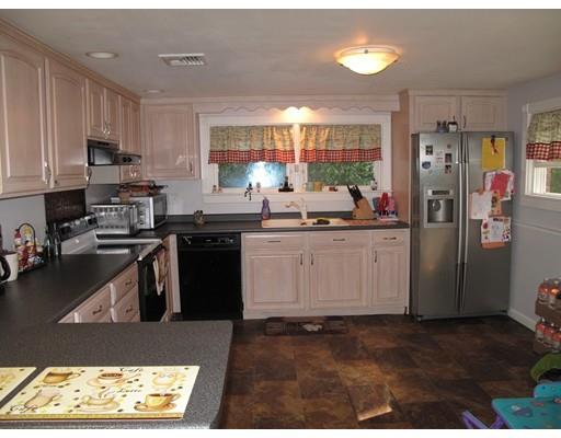 3 Jaybee Ave, Dudley, MA 01571 photo 4