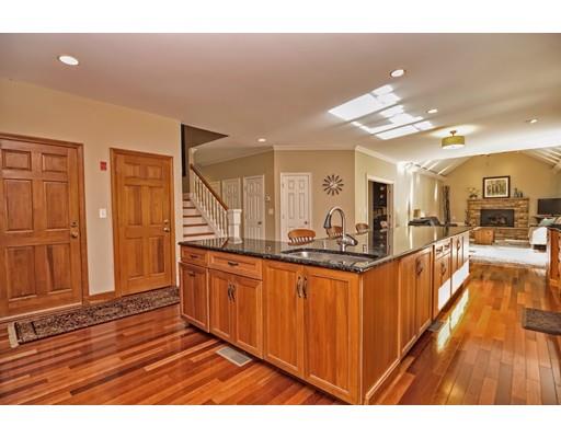 499 Stearns Ave, Mansfield, MA 02048 photo 16