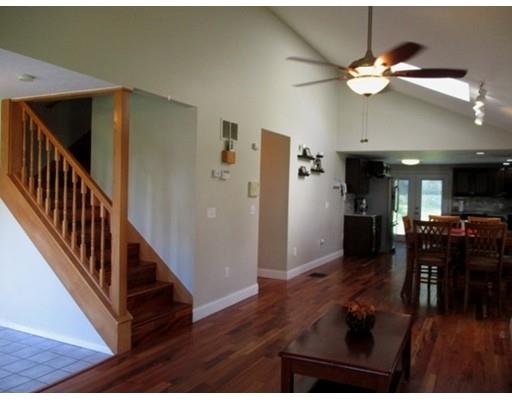 12 Cuba Rd, Worcester, MA 01603 photo 3