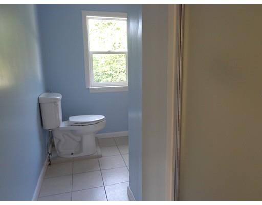 33 Strong St, Springfield, MA 01104 photo 13