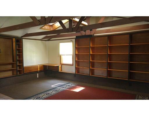223 Valley St, Woonsocket, RI 02895 photo 7