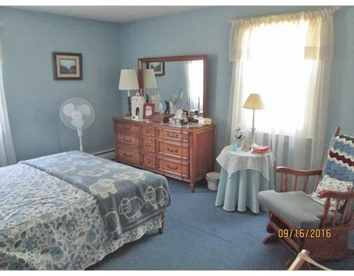 38 Greaney St, Springfield, MA 01104 photo 13