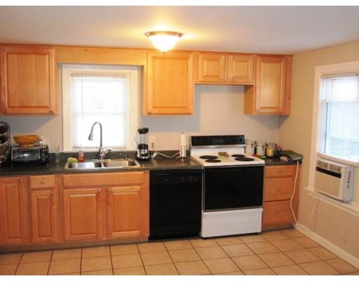 322 Abbott St, Springfield, MA 01118 photo 5