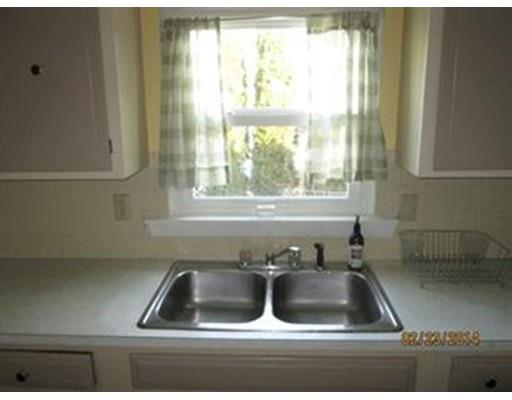 123 Snell St #8, Fall River, MA 02721 photo 2