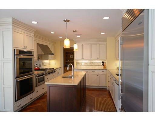 28 Windsor Rd, Wellesley, MA 02481 photo 9