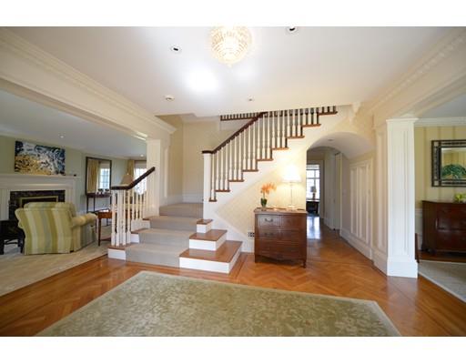 28 Windsor Rd, Wellesley, MA 02481 photo 3