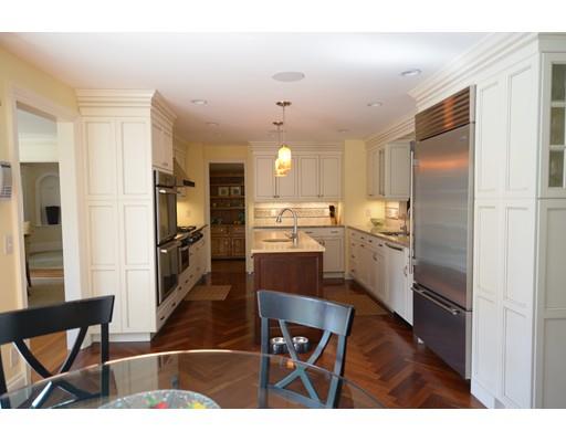 28 Windsor Rd, Wellesley, MA 02481 photo 8